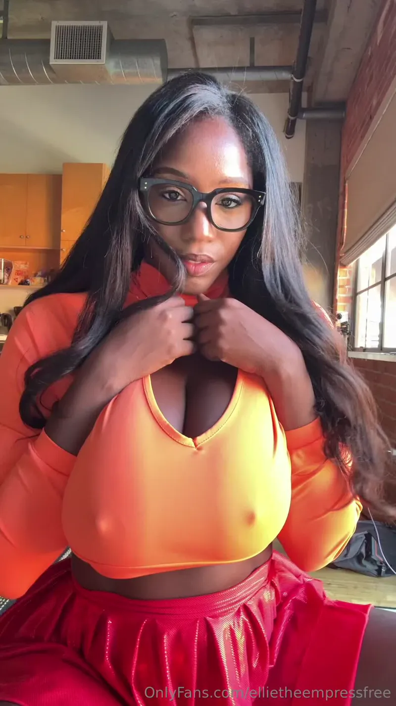 ellietheempressfree
