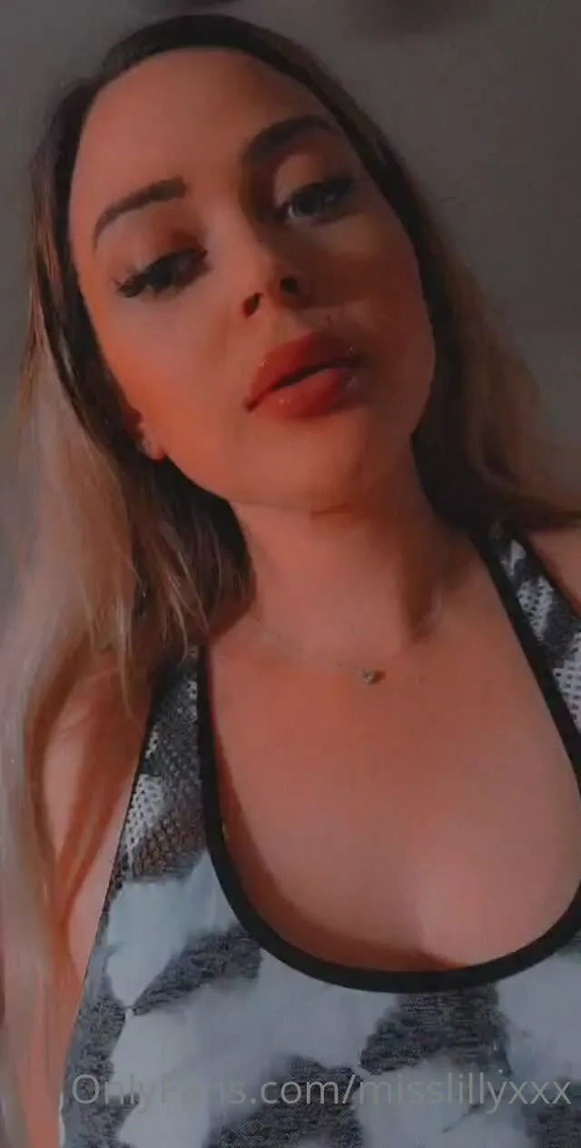 misslillyxxx